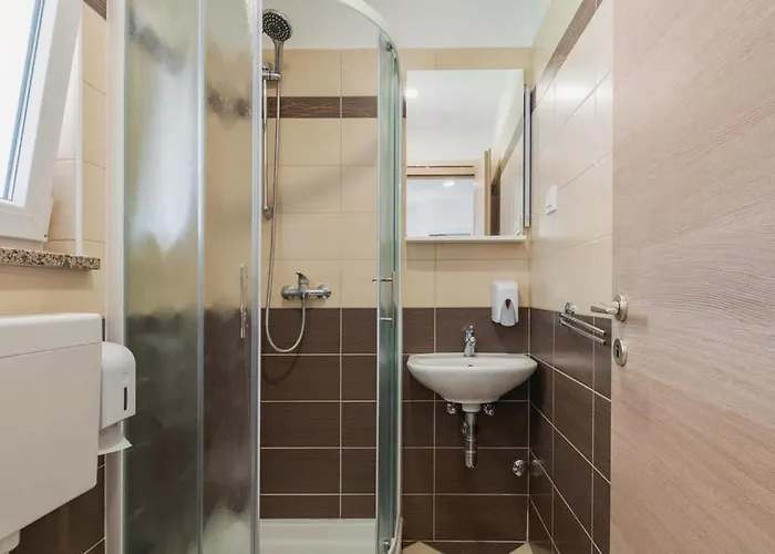 Villa Homes Rojnic *