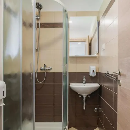Villa Homes Rojnic *