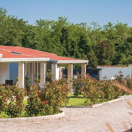 Homes Rojnic Villa *